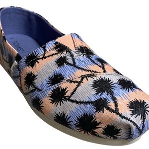 New Tom's Blue Palm Tree Classic Slip-On Flats Size 7